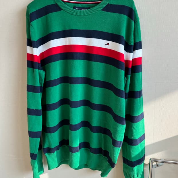 타미힐피거 그린 니트