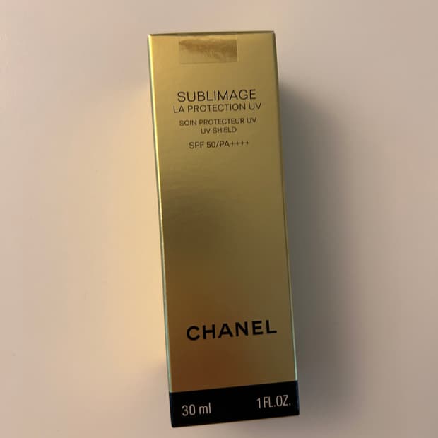 샤넬 수블리마지 선크림 UV 프로텍션 30ml 새제품