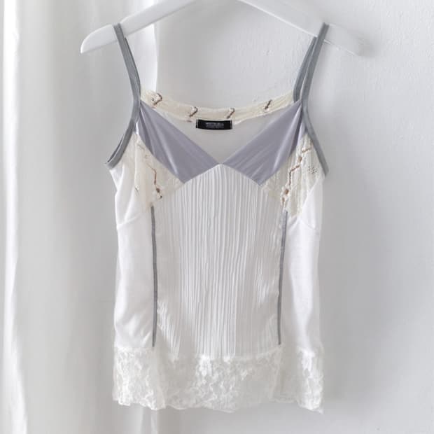 pleats lace sleeveless