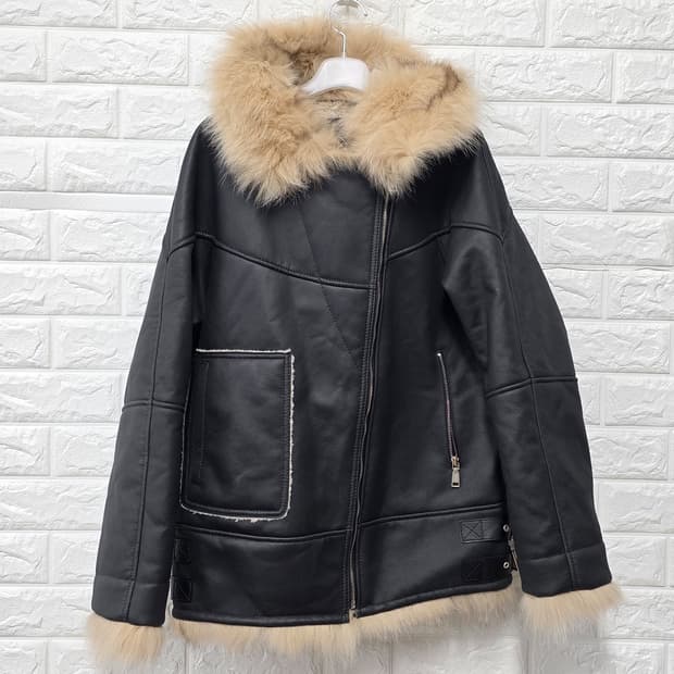 택포) 시슬리 무스탕 숏코트 L