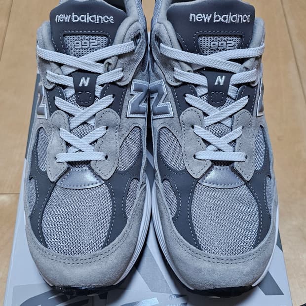 (275)뉴발란스 992 그레이