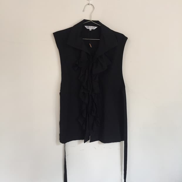 Comme des garcons 2019컬렉션 프릴 베스트
