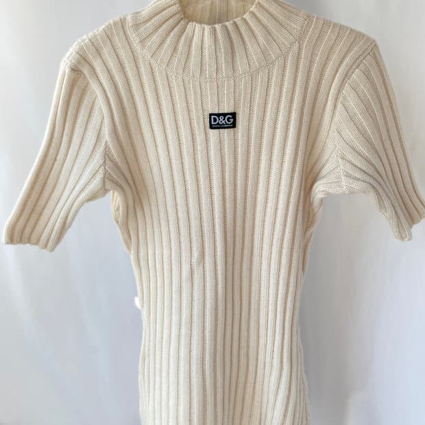 거의새것) 돌체앤가바나 반팔 여성니트 아이보리