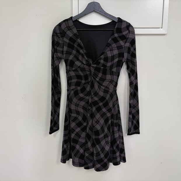check pattern wrap dress