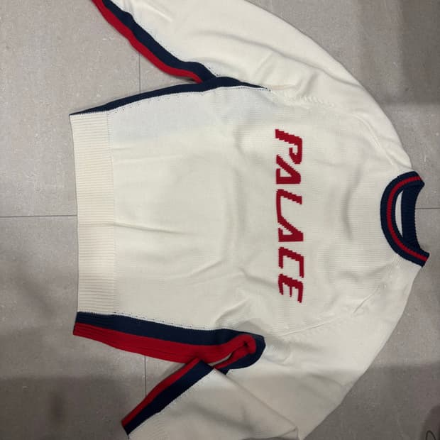 palace sweater