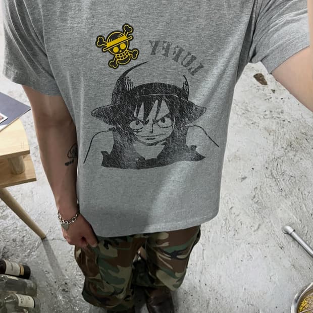Luffy x ut tee