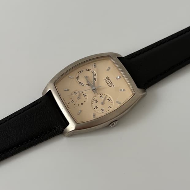 90년대 세이코 루센트 쿼츠