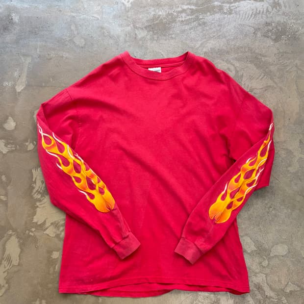 Vintage flame 롱슬리브