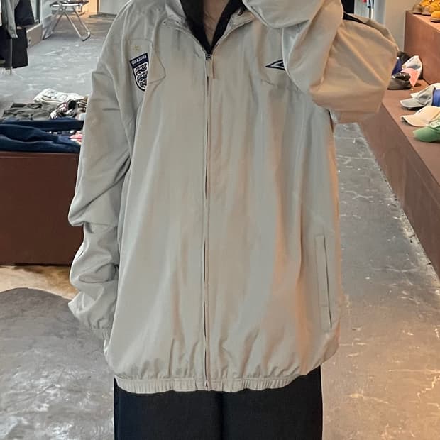 엄브로 잉글랜드 축구 국가대표팀 바람막이 H2171