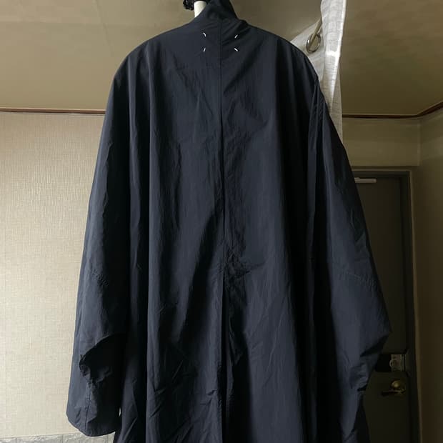 메종 마르지엘라 나일론 코트  블랙 제품