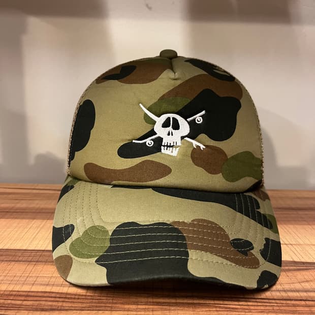 베이프 x 스투시 메쉬캡