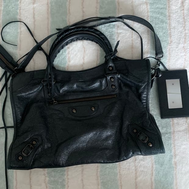 발렌시아가 시티백 모터백 미듐 정품 블랙 