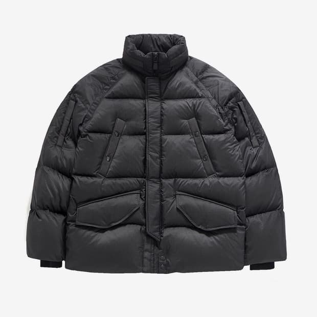 이스트로그 24FW 스톰다운 파카 블랙