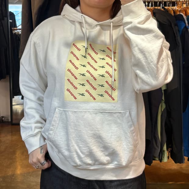리복 박스로고 아이보리 후드