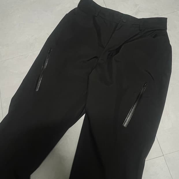 넥스트도어립스 워터프루프 트라우저 2