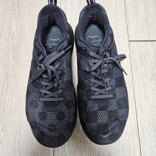 Hoka one one x 앤지니어드가먼츠 후파나 블랙 265