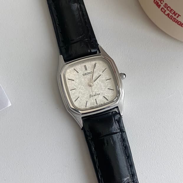Seiko 세이코 엑셀린 스퀘어 실버 레이디스