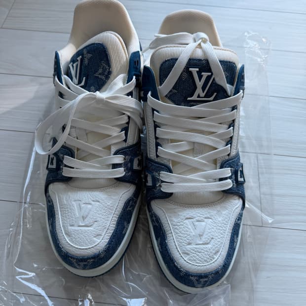 루이비통 트레이너 스니커즈 270