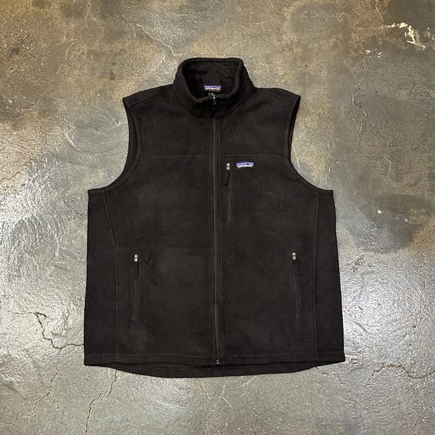 파타고니아 신칠라 플리스 조끼 블랙 XL