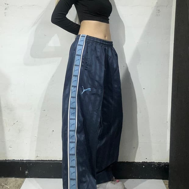 푸마 네이비 와이드 스카이 블루 사이드 라인 추리닝 바지