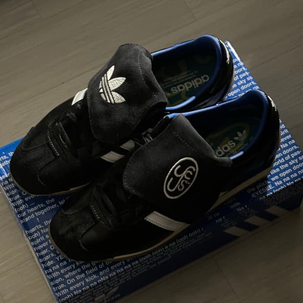 아디다스 x 예스아이씨 컨트리 OG 코어 블랙 클라우드 화이트