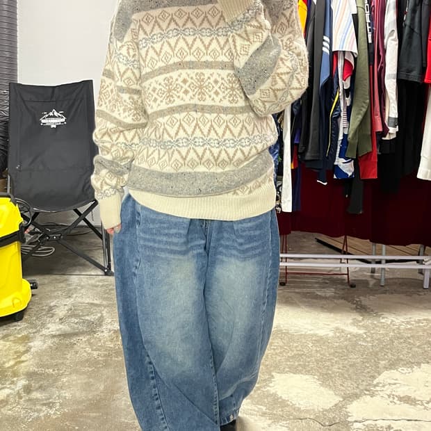 Wool 48% 보카시 울 혼방 노르딕 니트