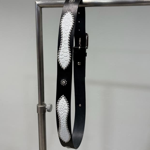 빈티지 크로커패치 벨트