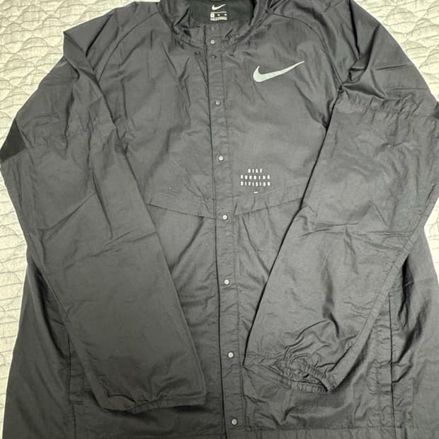 나이키 디비전 러닝 바람막이