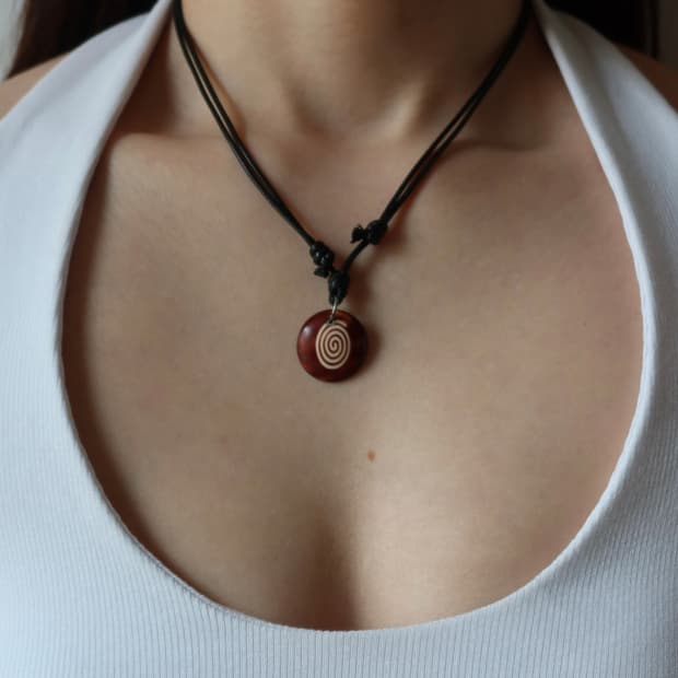 spiral pendant necklace