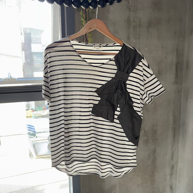 Ribbon top