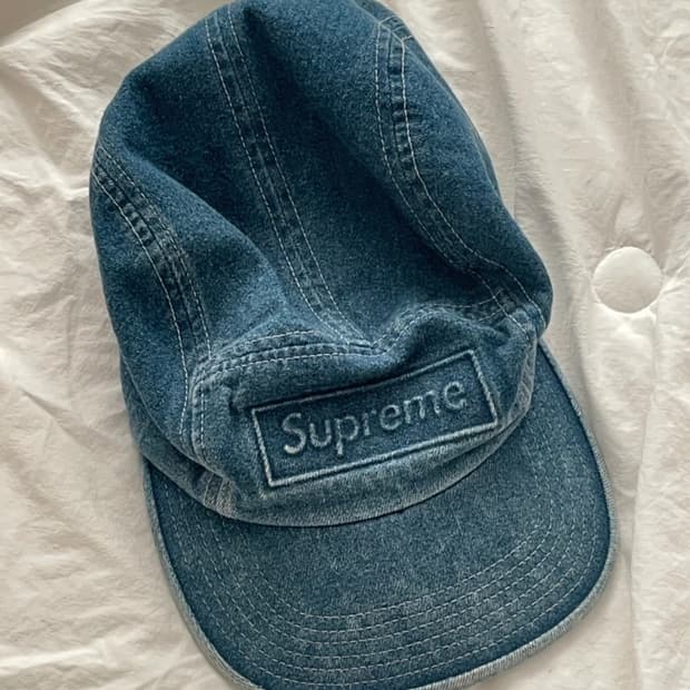 슈프림 16ss 엠보스드 스톤워시드 데님 캠프캡