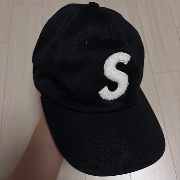 (OS) 슈프림 부클 S로고 6패널 블랙
