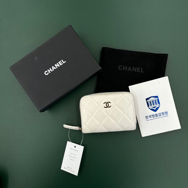 17186 - 샤넬 캐비어 지퍼돌이 카드 지갑