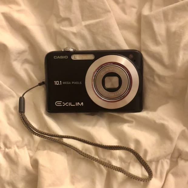 카시오 EX-Z1050 Casio Exilim EX-Z1050 4