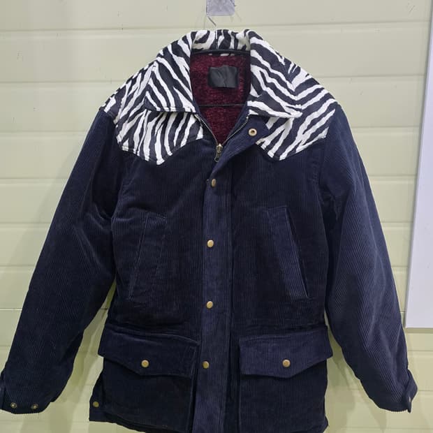 스티렌난다 3CE 코듀로이 지브라 자켓