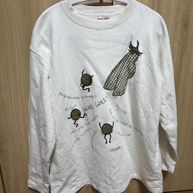 모리걸 자수 맨투맨 하구미 스즈코