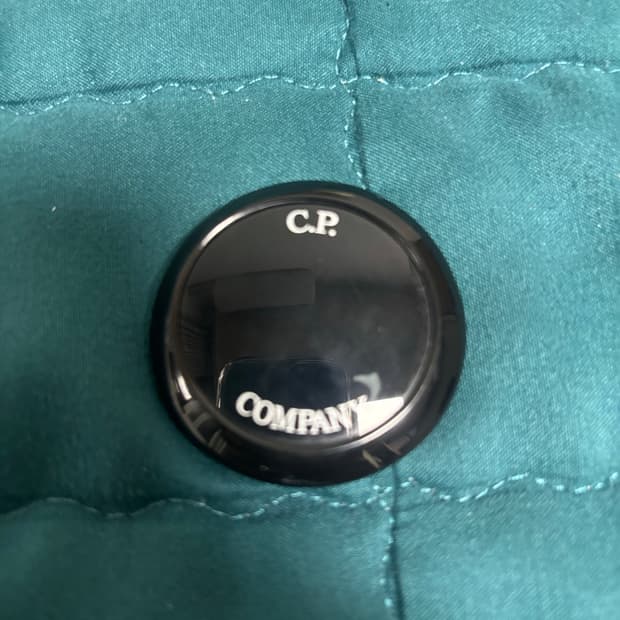 Cp 렌즈 정품 팔아요