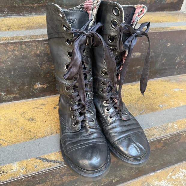 닥터마틴 1914 폴드다운 트라이엄프 부츠