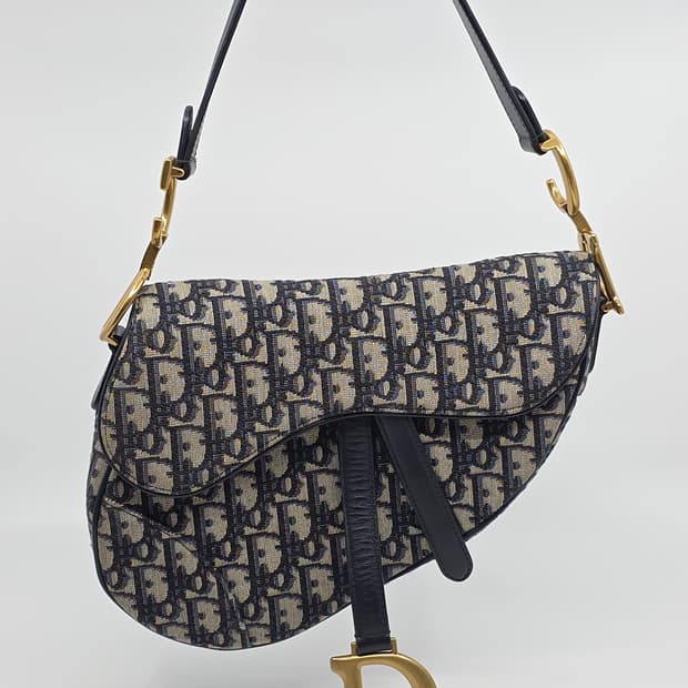 디올 오블리크 새들백 미디움 (신형)