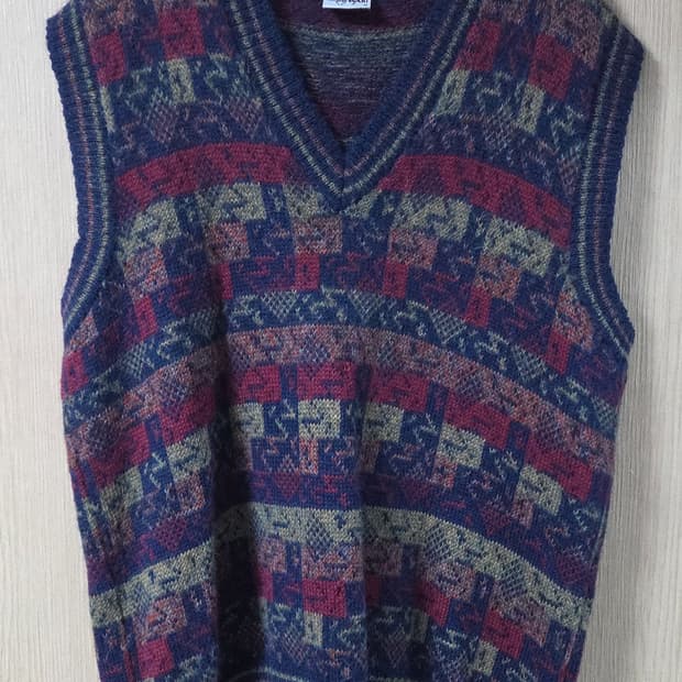 (착샷) 와리 wari 알파카 페어아일 니트 베스트