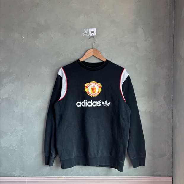 아디다스 맨유 빅로고 맨투맨