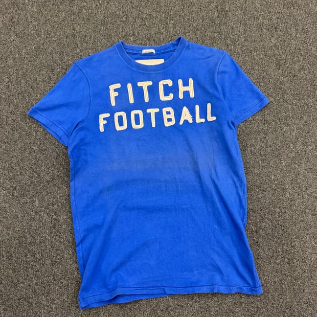 L)아베크롬비 빈티지 FOOTBALL 패치 반팔 티셔츠