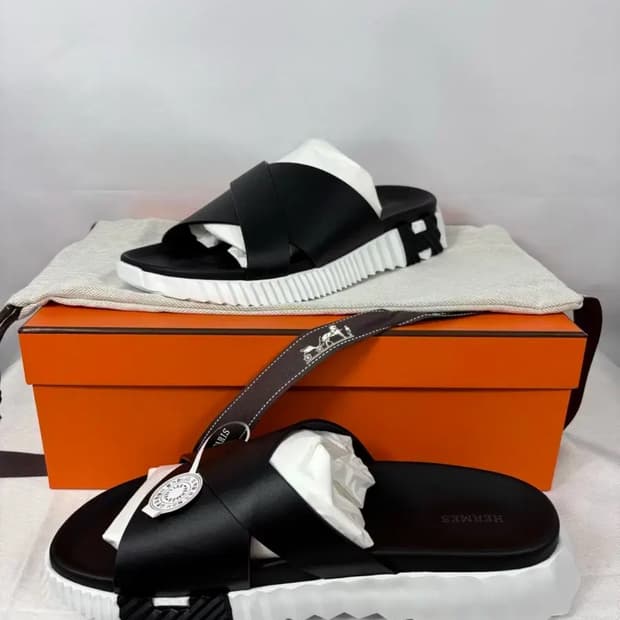 (새상품,풀구성)에르메스 인프라 샌들 카프스킨 & 누아 슬리퍼 블랙