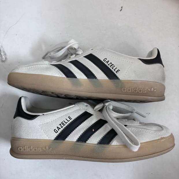 아디다스 가젤 인도어
