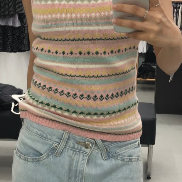 핑크 패턴 나시