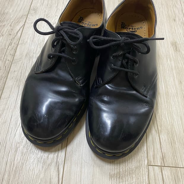닥터마틴 1461 3홀 스무스 270
