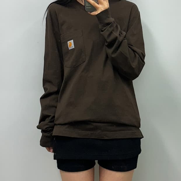 칼하트 포켓 브라운 롱 슬리브