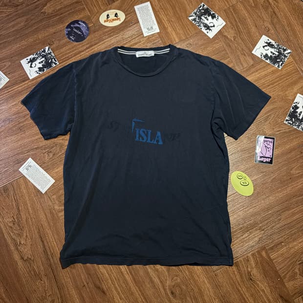 Stone island 가먼트 다이드 프린팅 티셔츠