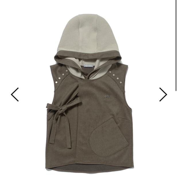 허그유어스킨 Studed Hood vest (Brown)