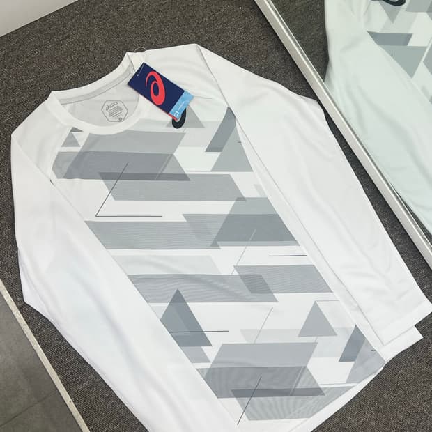 Asics 긴팔티 (새상품)